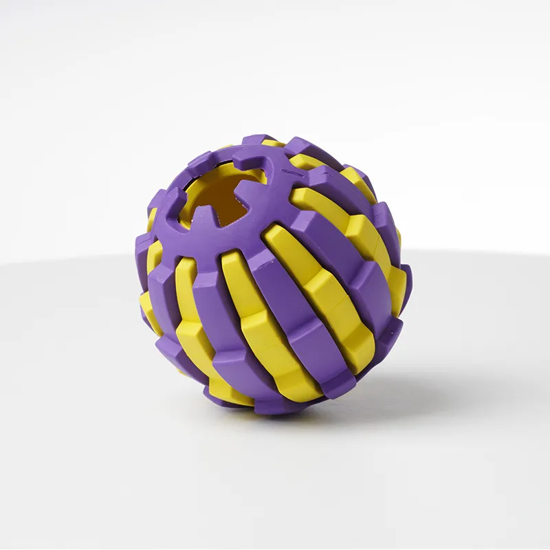 Large Double - Layered Feeder Pinecone