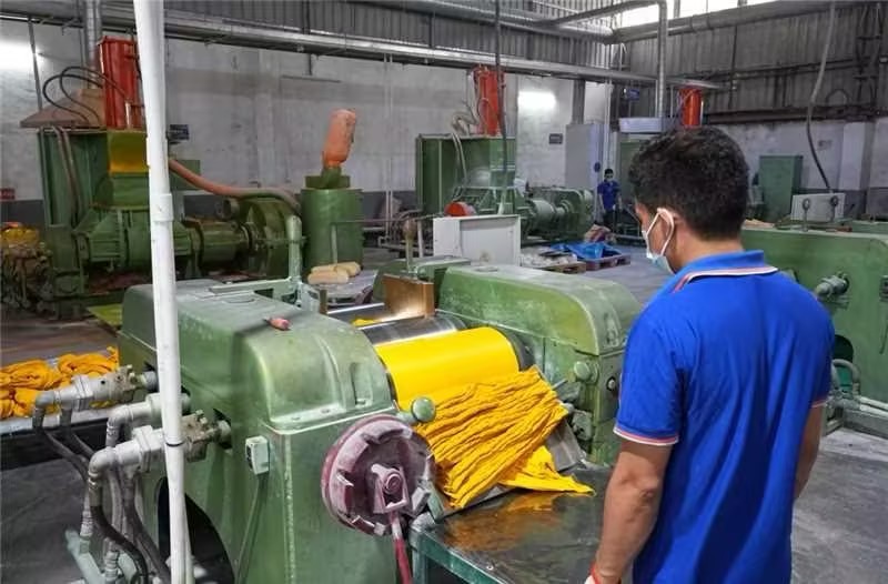 Pet toys drive the development of related industries, forming a complete industrial chain