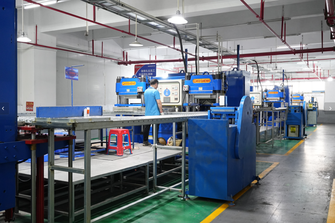 The concept of pet health is on the rise, and functional rubber toys are becoming popular