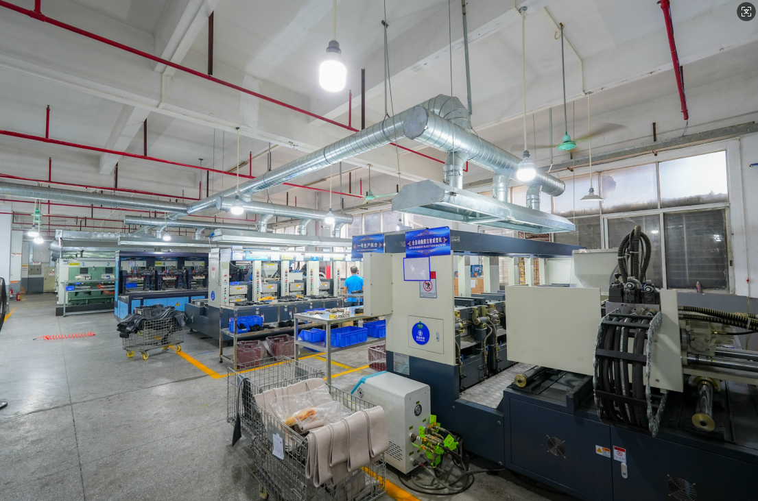 Accelerating the recycling of waste rubber to support the low-carbon development of the pet toy industry